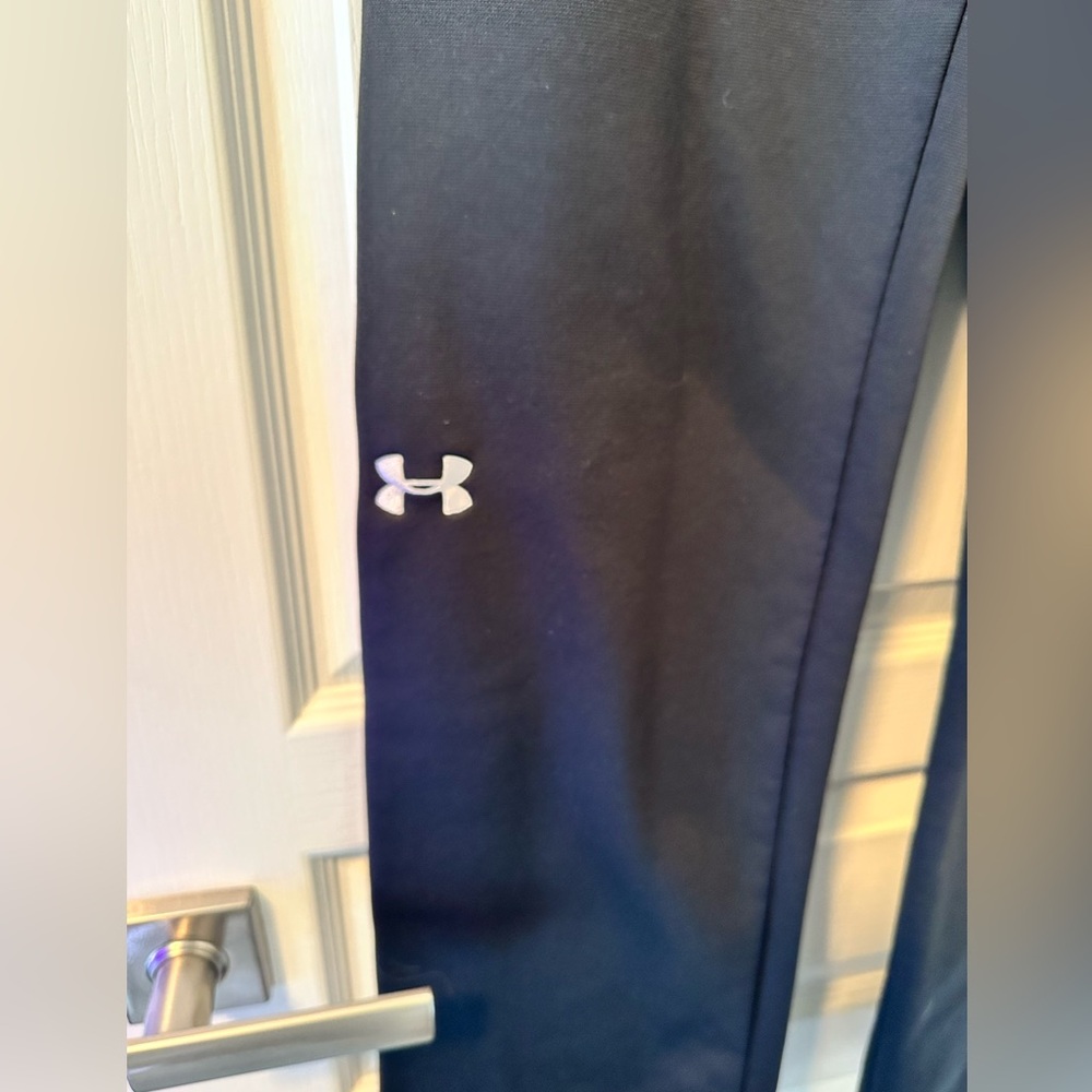 Under Armour ladies sweat pants 👖 wide leg - Picture 3 of 5